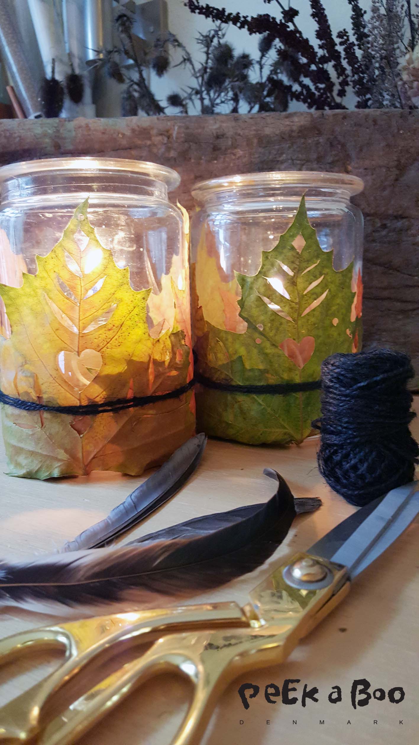 the lanterns with autumn leafs are easy made and will make a unique decoration in your home.