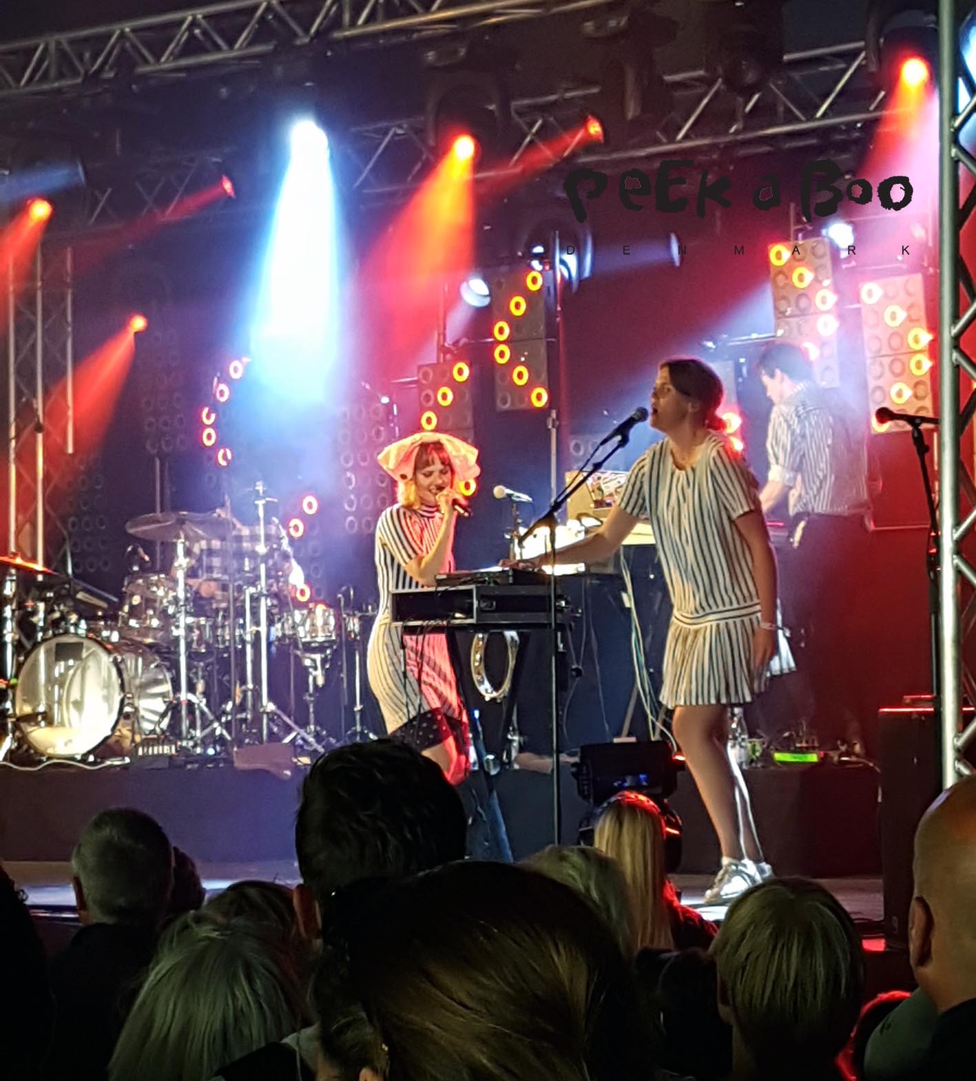 The Danish female singer Oh Land at Vig Festvalen 2016.